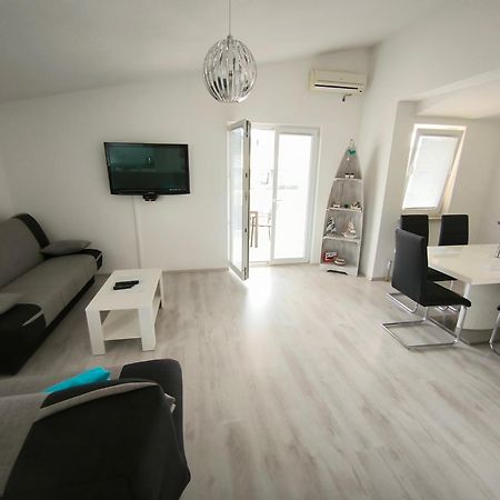 Rooms & Apartments Ana 2 Zadar Eksteriør billede